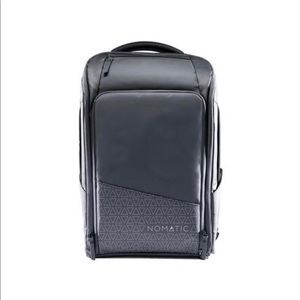 NOMATIC EVERYDAY BACKPACK 20L BRAND NEW